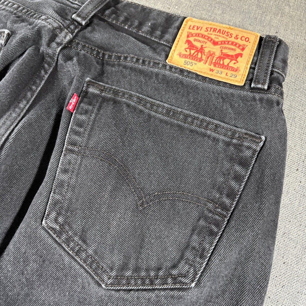 Levi's 505 Regular Fit Jeans Mens 33x29 Faded Black Straight Leg Denim